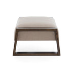 Pouf moderno imbottito beige, versatile e compatto